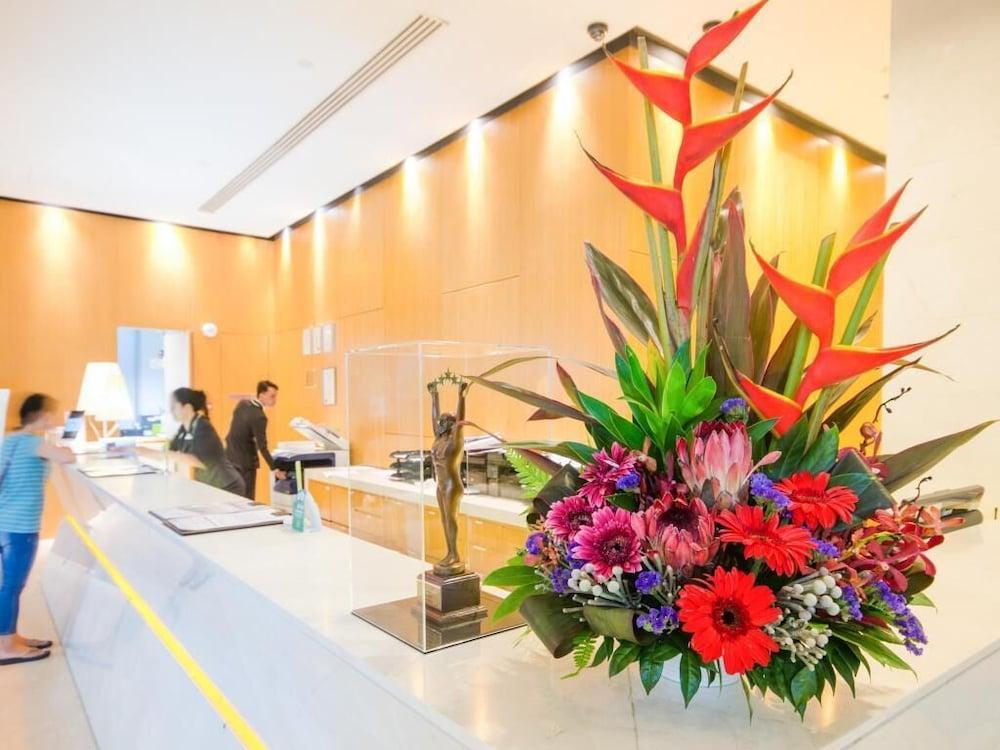 Park Avenue Rochester Singapore Exterior photo