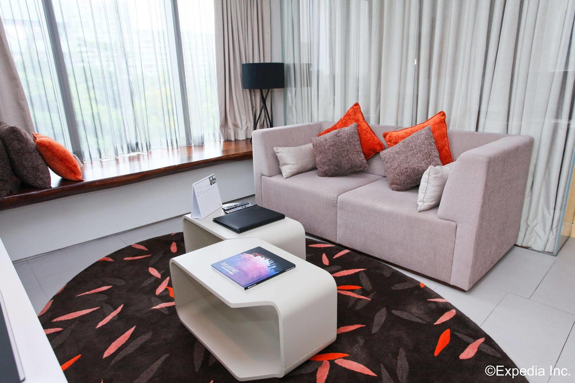 Park Avenue Rochester Singapore Exterior photo